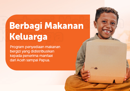 Berbagi Makanan Keluarga